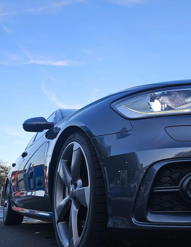 
								AUDI A6 313 cv S-line full									