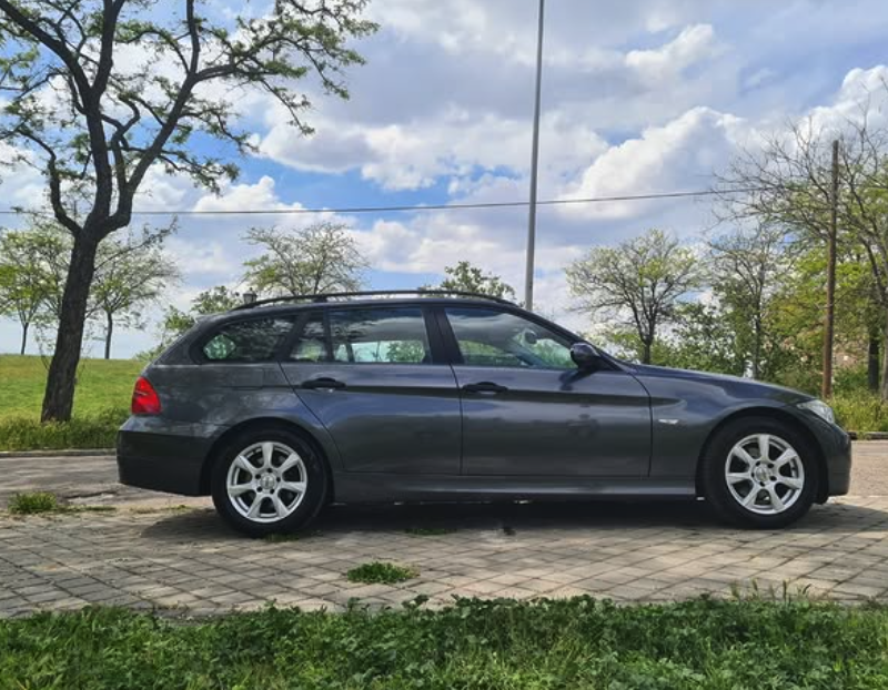
								BMW 318i Touring 2007 full									