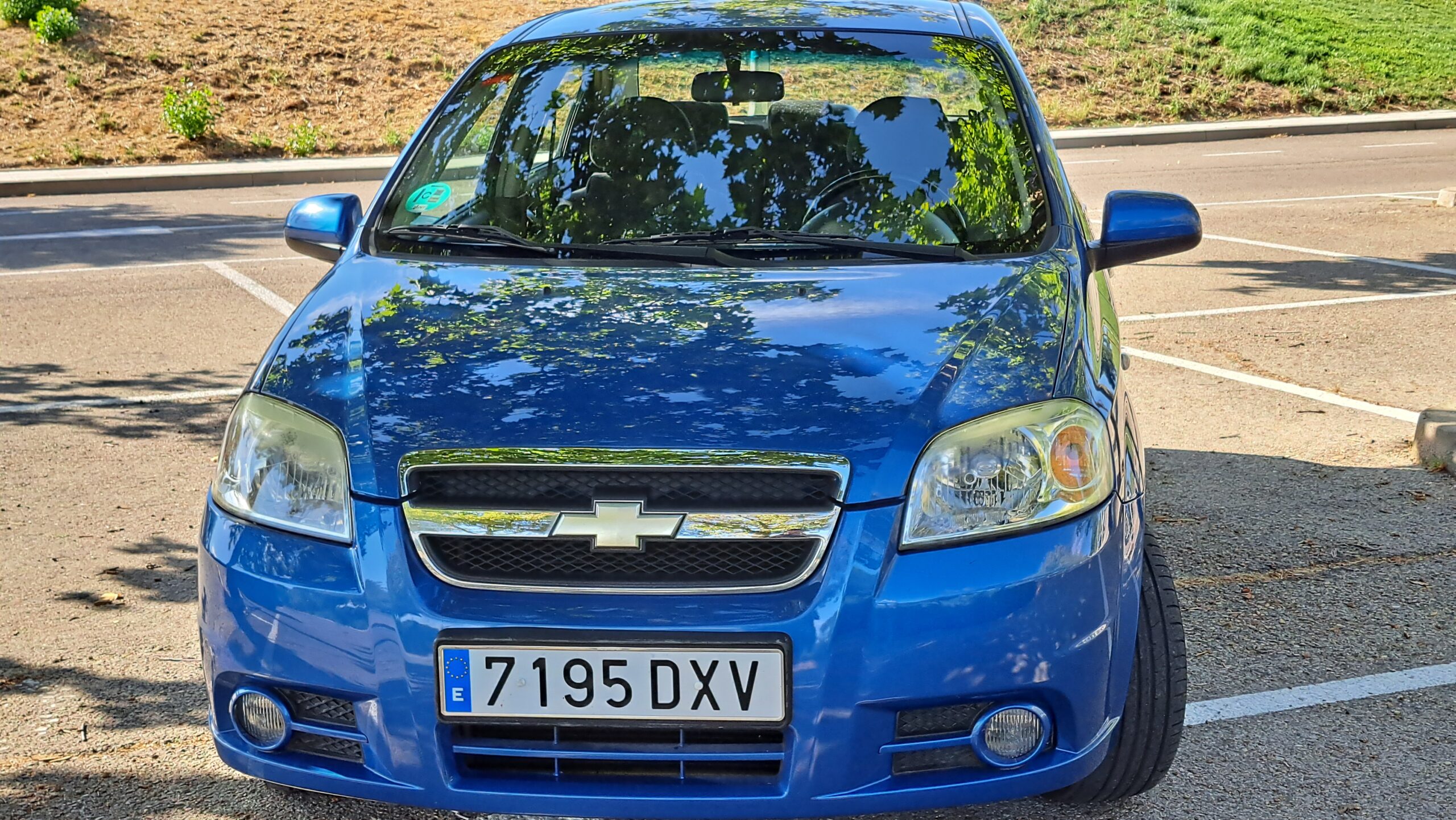 
								Chevrolet Aveo 1.4 LT completo									