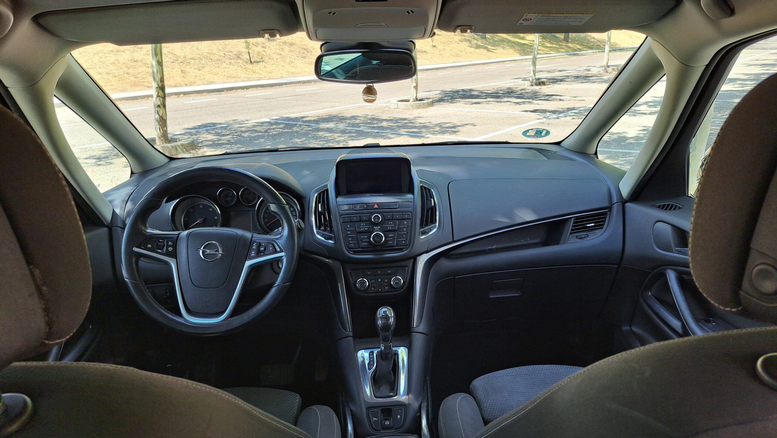
								Opel Zafira Tourer 2.0 CDTi SS Excellence completo									