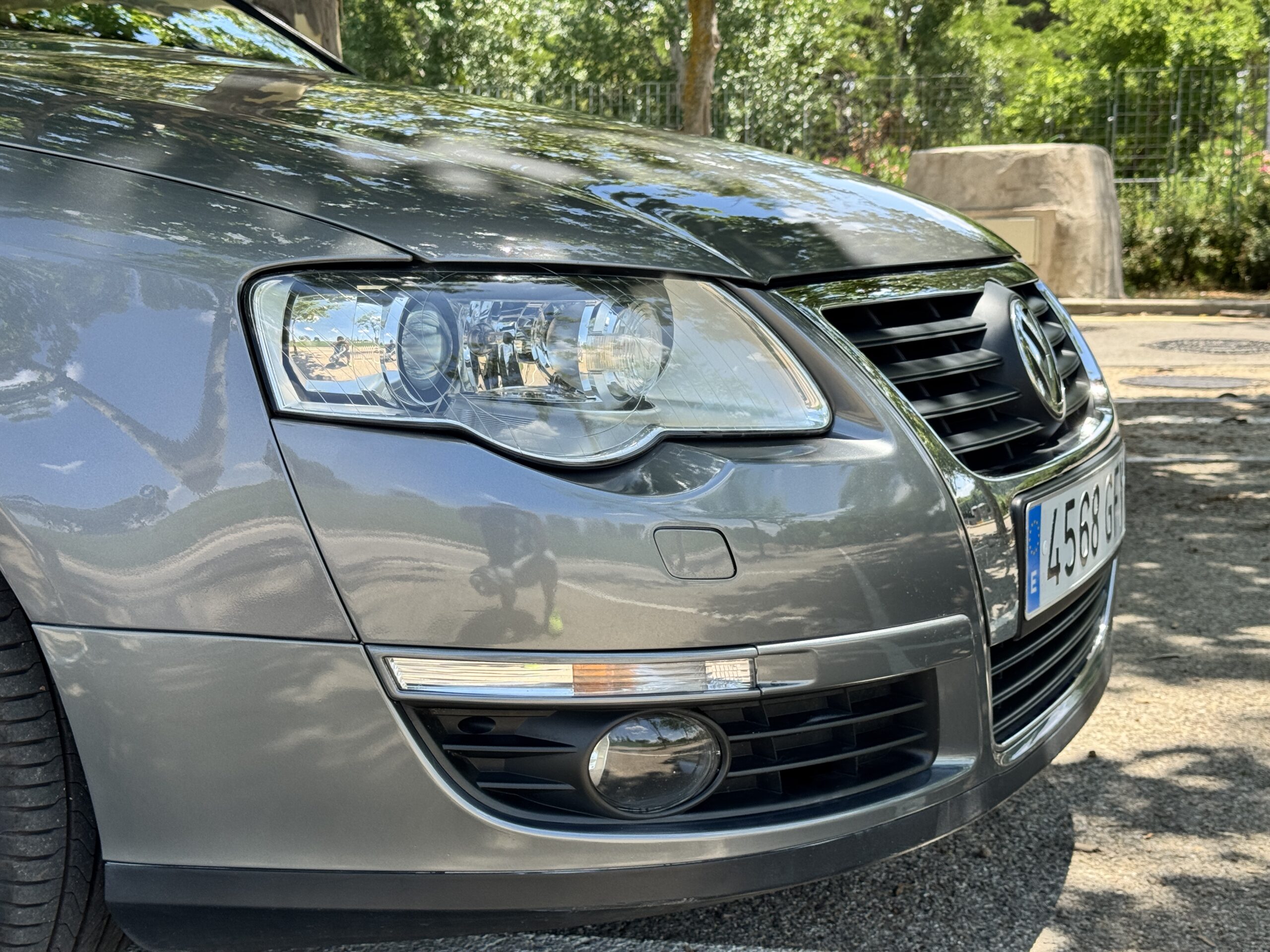 
								Volkswagen Passat Variant Sportline 2.0 TDI 140cv completo									