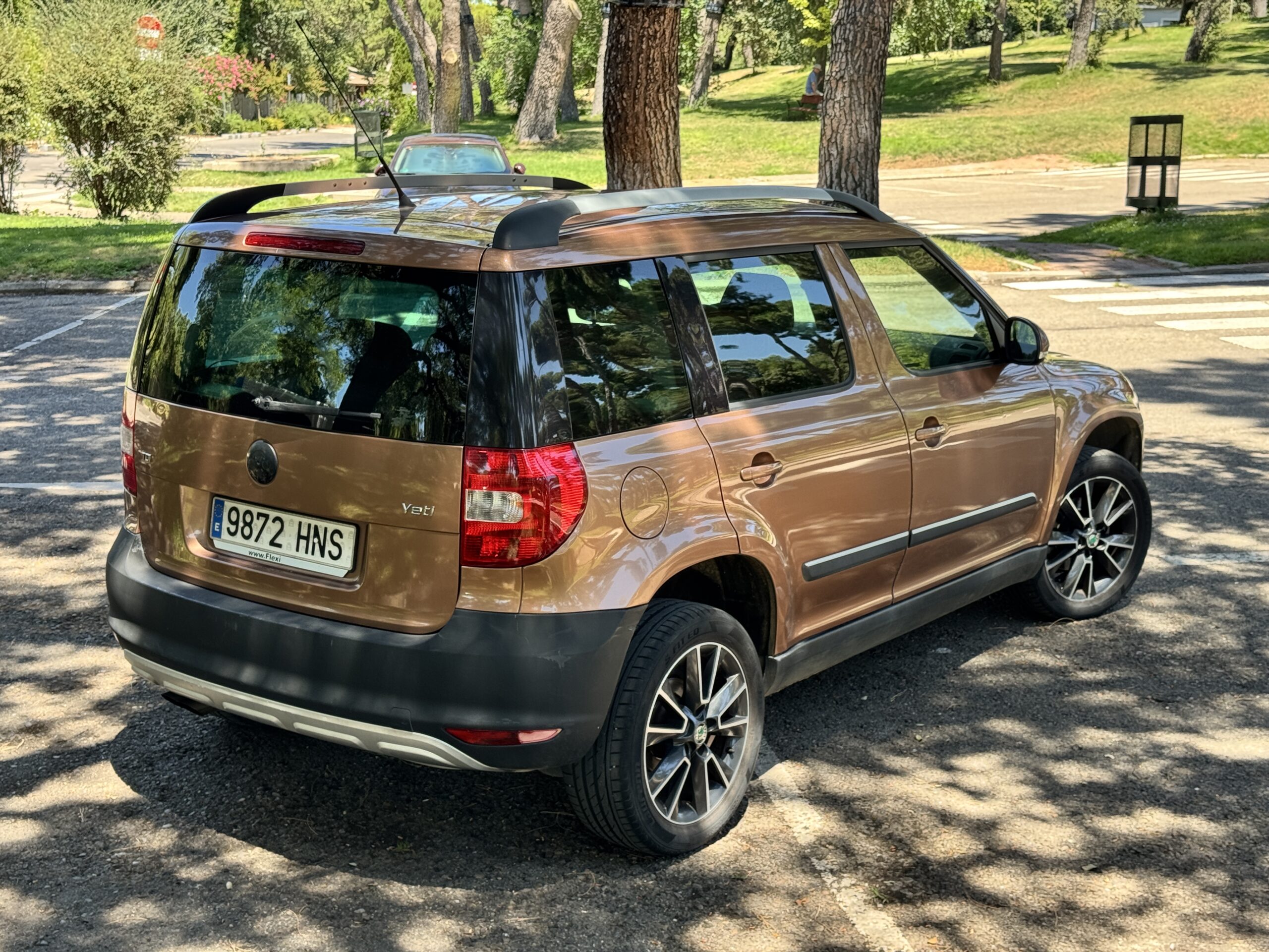 
								Skoda Yeti 2.0 TDI 110CV completo									