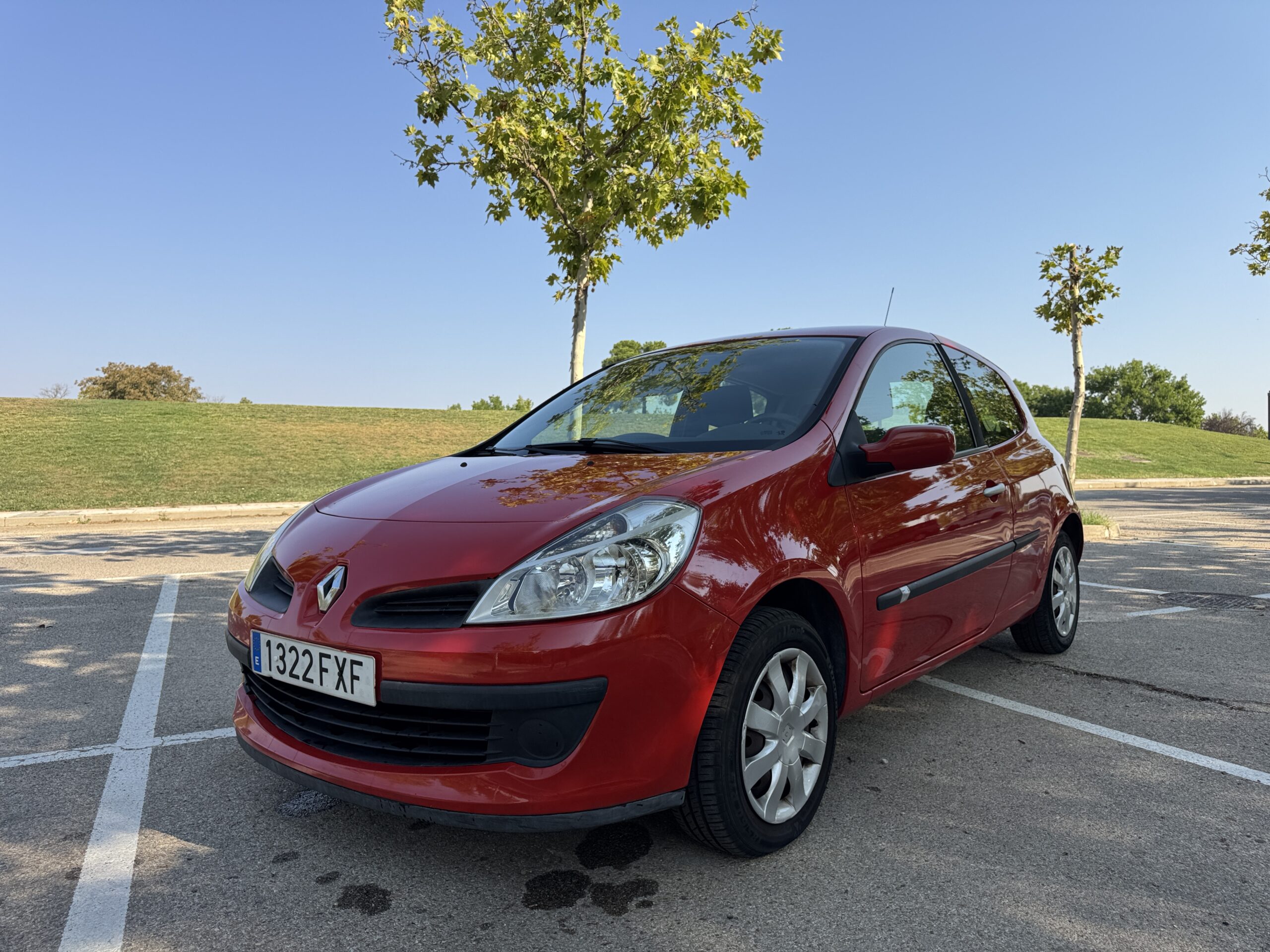 
								Renault Clio 1.2 Turbo 100cv completo									