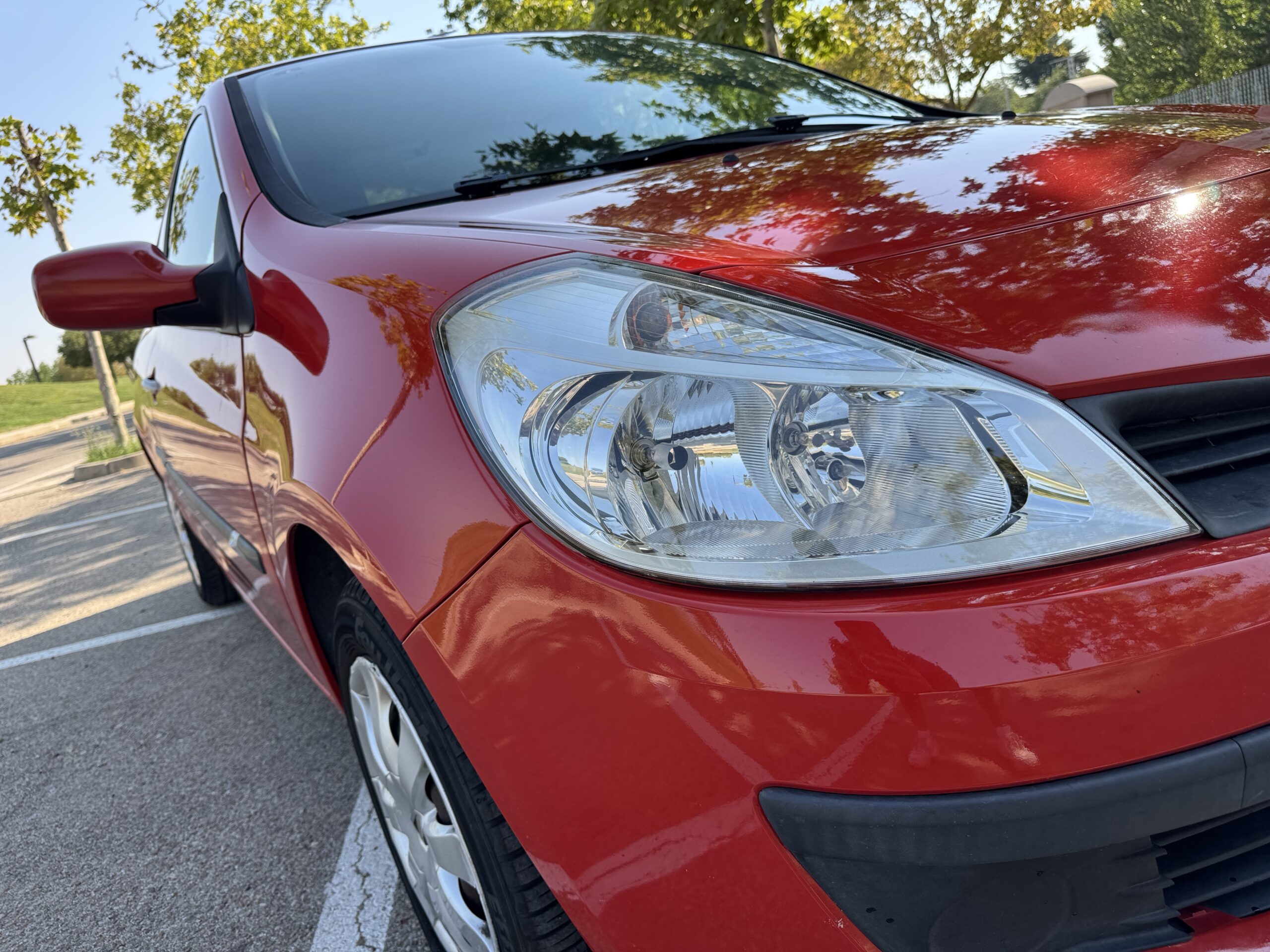 
								Renault Clio 1.2 Turbo 100cv completo									